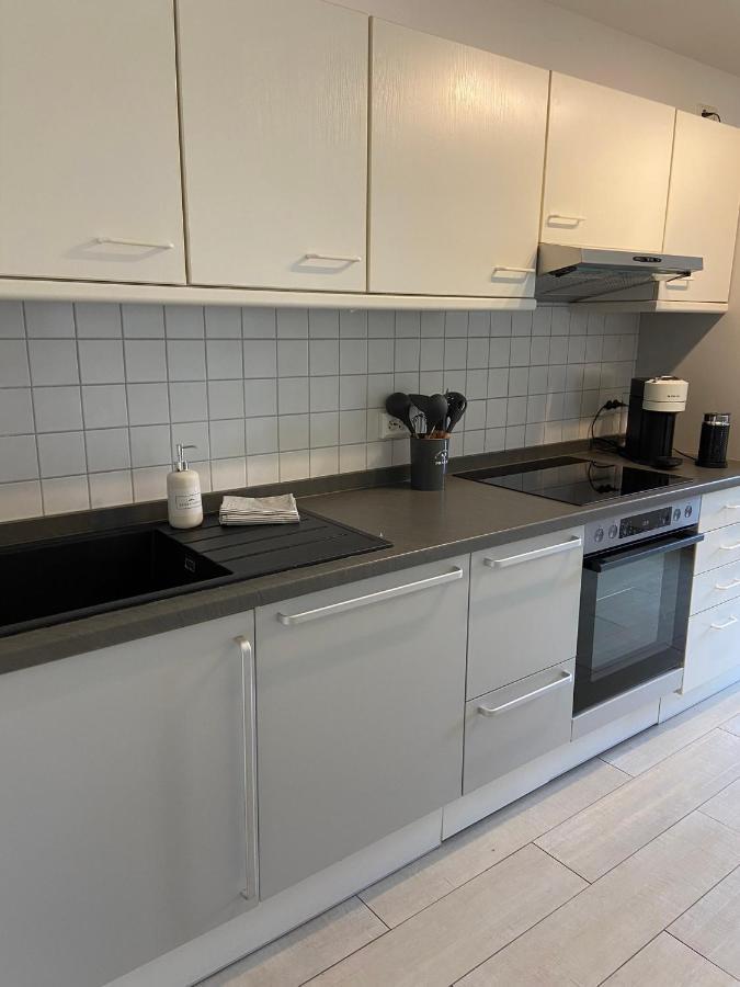 Modern Eingerichtete Wohnung Mit 2 Schlafzimmern ベルゲン エクステリア 写真