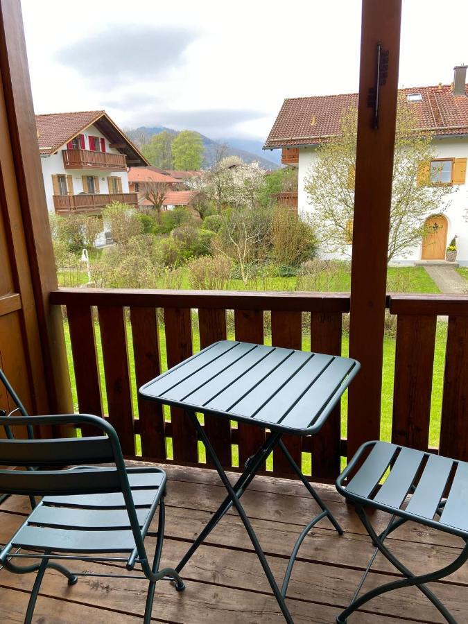 Modern Eingerichtete Wohnung Mit 2 Schlafzimmern ベルゲン エクステリア 写真