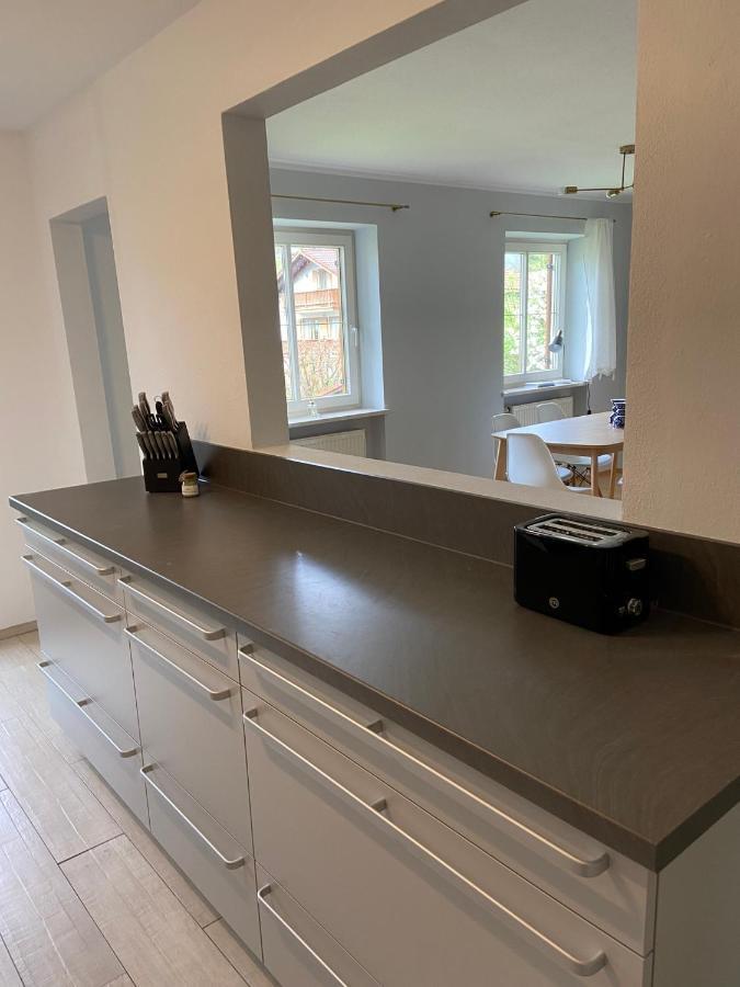 Modern Eingerichtete Wohnung Mit 2 Schlafzimmern ベルゲン エクステリア 写真